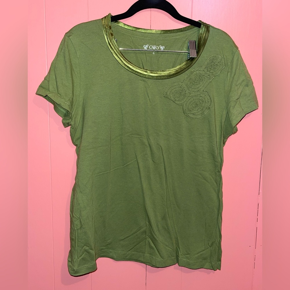 Large Cato T-shirt